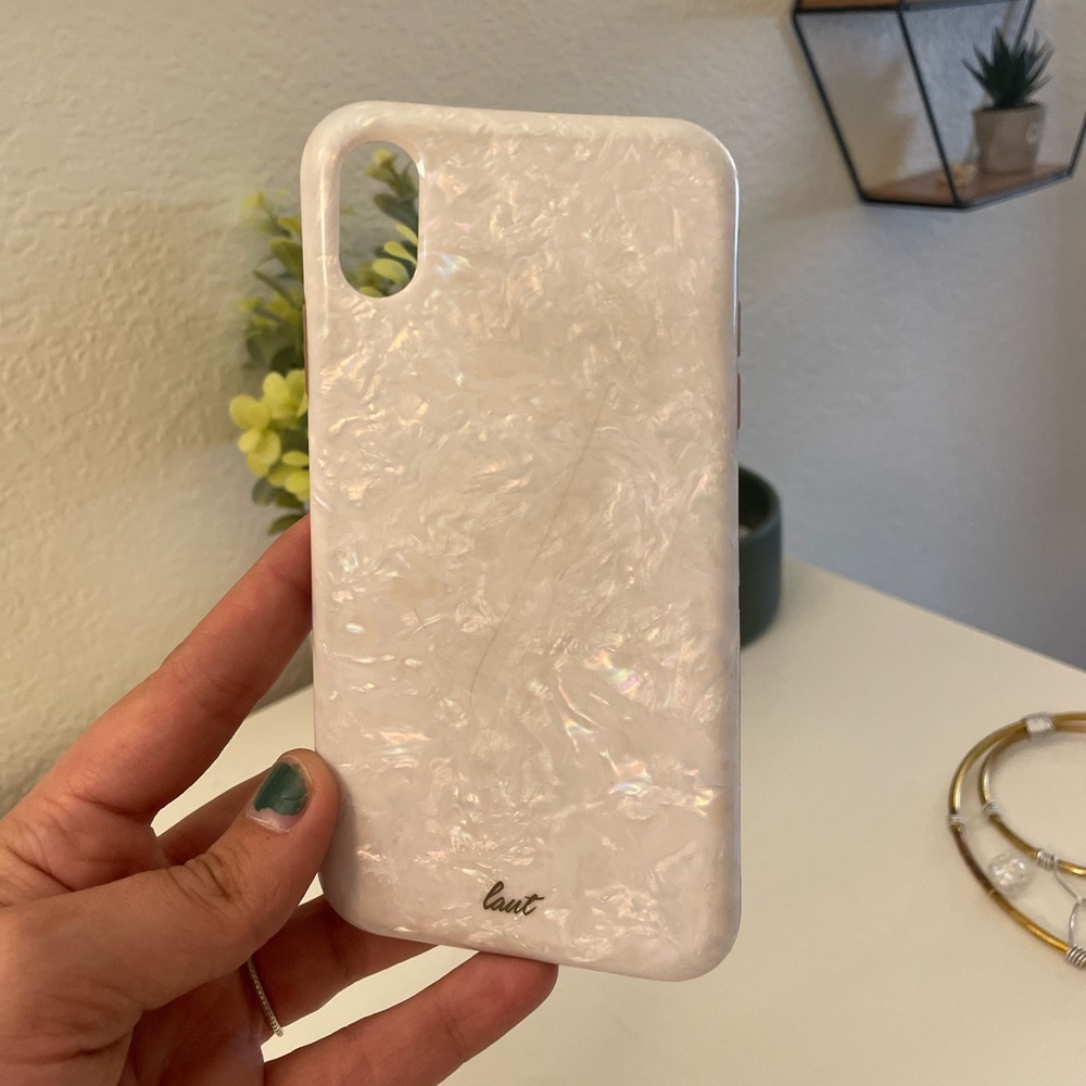 LAUT ( target) IPhone XR case